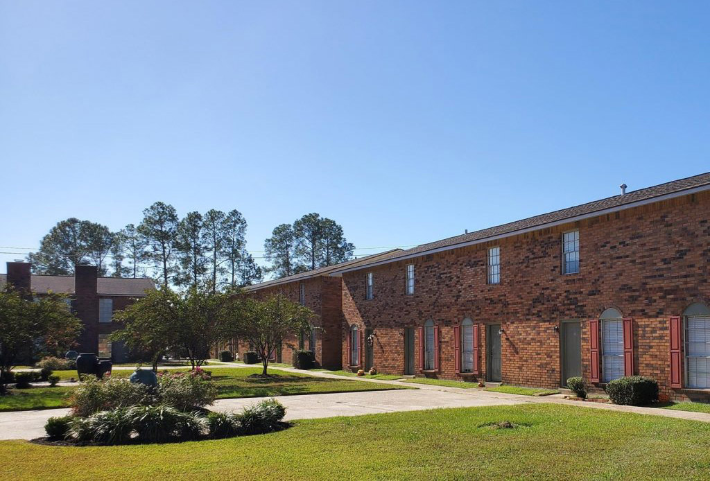 Longleaf Pointe Apartment Homes